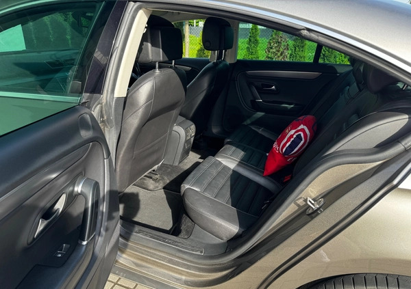Volkswagen CC cena 26900 przebieg: 190000, rok produkcji 2013 z Pruszków małe 106
